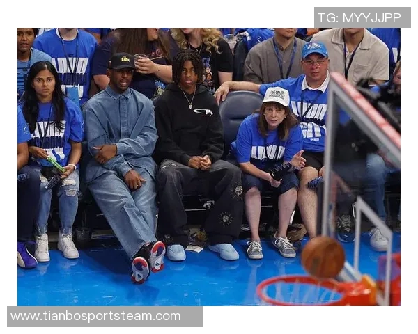 老保罗重返赛场引发儿子CP4调侃称赞大叔依旧锋芒毕露 老保罗重返赛场引发儿子CP4调侃称赞大叔依旧锋芒毕露